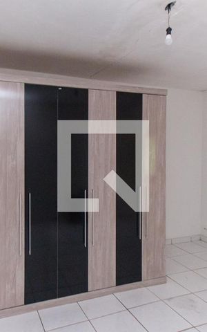 Casa à venda com 160m², 5 quartos e 2 vagasCasa 1 - Quarto 2  