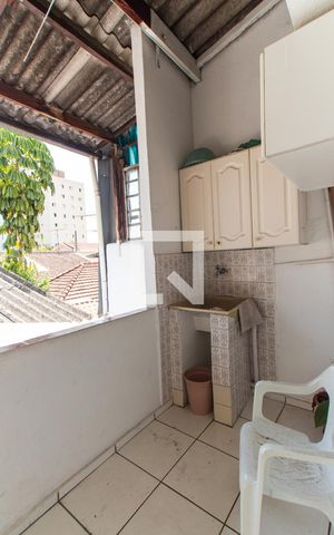 Casa à venda com 160m², 5 quartos e 2 vagasCasa 1 - Área de Serviço  