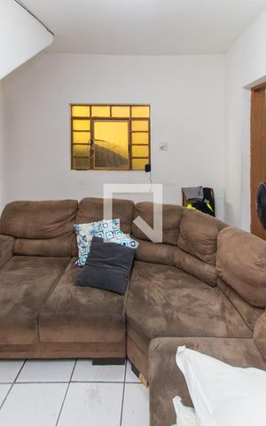 Casa à venda com 160m², 5 quartos e 2 vagasCasa 3 - Sala  