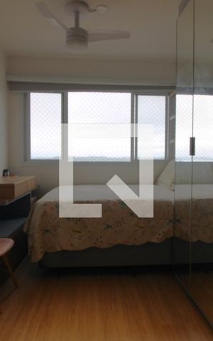 Apartamento à venda com 27m², 1 quarto e sem vagaQuarto