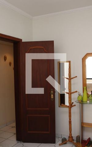 Apartamento para alugar com 140m², 4 quartos e 3 vagasQuarto 2