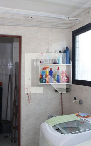 Apartamento para alugar com 140m², 4 quartos e 3 vagasÁrea de Serviço