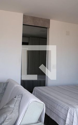 Studio à venda com 38m², 1 quarto e 1 vaga Studio à venda com 38m², 1 quarto e 1 vagaStudio
