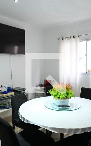 Casa à venda com 97m², 3 quartos e 2 vagas Casa à venda com 97m², 3 quartos e 2 vagasSala de Jantar