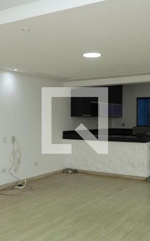 Casa para alugar com 213m², 3 quartos e 2 vagasSala
