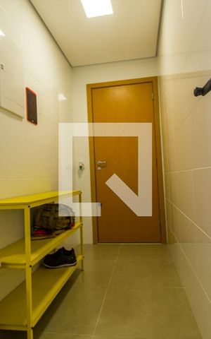 Apartamento à venda com 175m², 3 quartos e 3 vagas Apartamento à venda com 175m², 3 quartos e 3 vagasÁrea de Serviço
