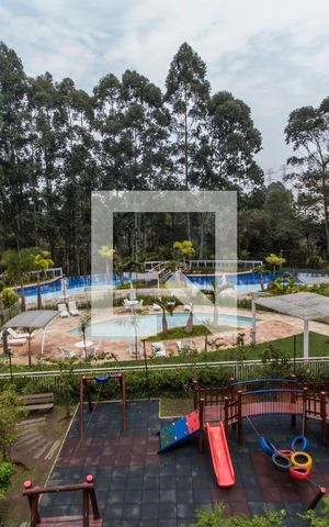 Apartamento à venda com 175m², 3 quartos e 3 vagasVista