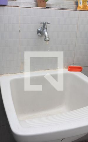Apartamento à venda com 70m², 2 quartos e 1 vagaÁrea de Serviço