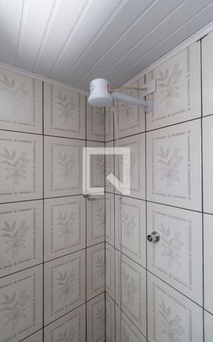 Casa à venda com 270m², 5 quartos e 2 vagas Casa à venda com 270m², 5 quartos e 2 vagasCasa 2 banheiro