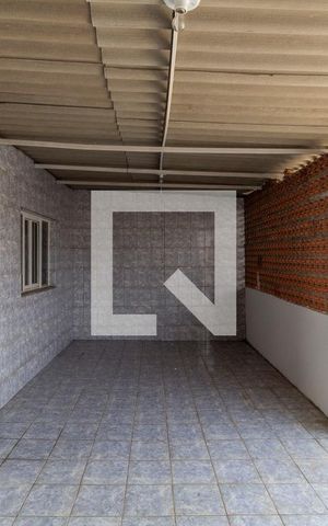 Casa à venda com 270m², 5 quartos e 2 vagas Casa à venda com 270m², 5 quartos e 2 vagasÁrea comum