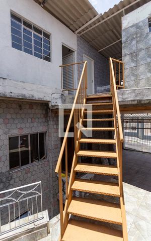 Casa à venda com 270m², 5 quartos e 2 vagas Casa à venda com 270m², 5 quartos e 2 vagasÁrea comum