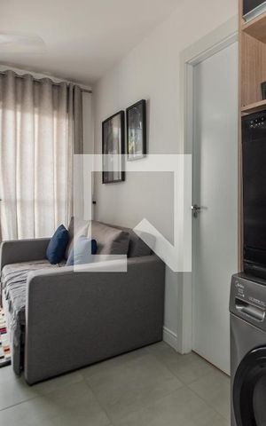 Apartamento à venda com 28m², 1 quarto e sem vagaSala - Cozinha Integrada