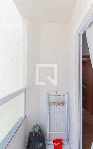 Apartamento para alugar com 48m², 1 quarto e 1 vaga Apartamento para alugar com 48m², 1 quarto e 1 vagaSacada