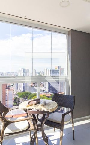Apartamento para alugar com 40m², 1 quarto e 1 vaga Apartamento para alugar com 40m², 1 quarto e 1 vagaVaranda