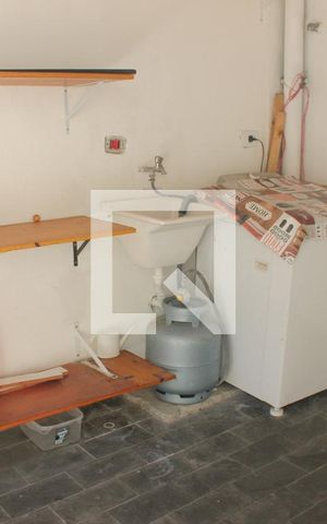 Casa de condomínio para alugar com 86m², 2 quartos e 1 vagaÁrea de Serviço