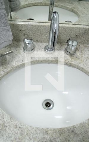 Apartamento à venda com 31m², 1 quarto e sem vagaPia