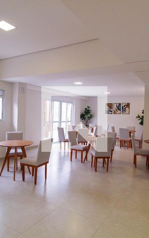 Apartamento à venda com 54m², 2 quartos e 1 vaga Apartamento à venda com 54m², 2 quartos e 1 vagaÁrea comum - Salão de festas