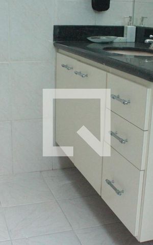 Casa à venda com 130m², 3 quartos e 3 vagasBanheiro da Suíte 1