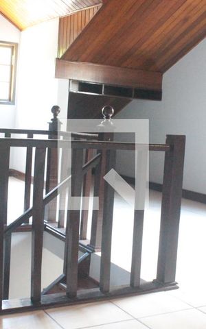 Casa à venda com 130m², 3 quartos e 3 vagasSuíte 4