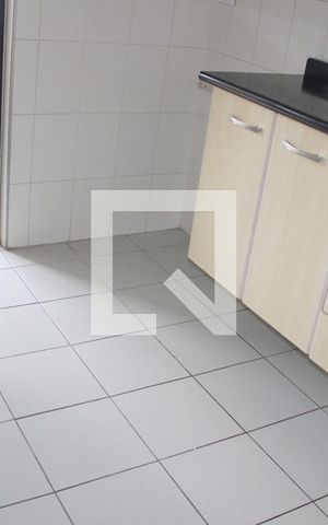 Apartamento à venda com 75m², 3 quartos e 2 vagasCozinha
