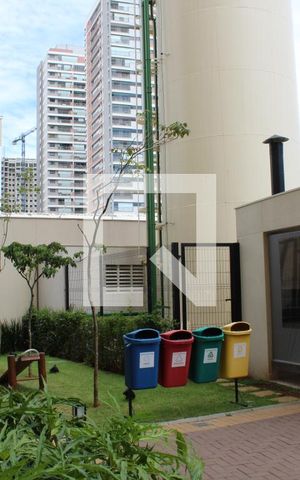 Apartamento à venda com 35m², 2 quartos e sem vagaÁrea comum