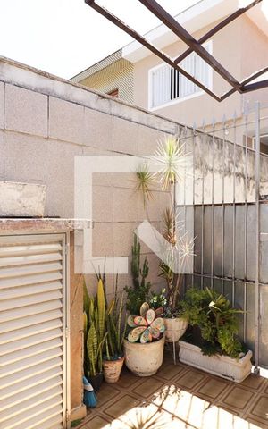 Casa para alugar com 58m², 1 quarto e sem vagaEntrada