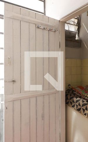 Casa para alugar com 58m², 1 quarto e sem vagaBanheiro de Serviço
