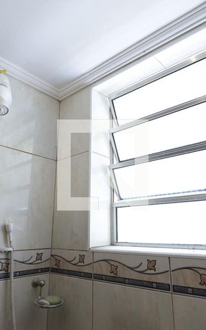 Casa para alugar com 58m², 1 quarto e sem vagaBanheiro