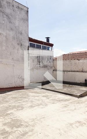 Casa para alugar com 58m², 1 quarto e sem vagaQuintal