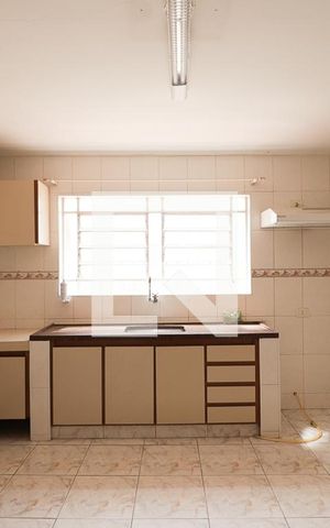 Casa para alugar com 58m², 1 quarto e sem vagaCozinha