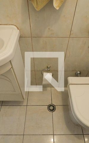 Casa para alugar com 58m², 1 quarto e sem vagaBanheiro