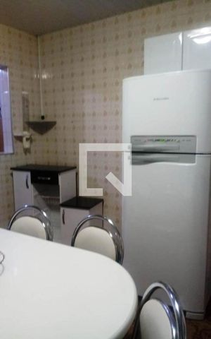Casa à venda com 585m², 6 quartos e 4 vagas Casa à venda com 585m², 6 quartos e 4 vagasCasa principal - Cozinha