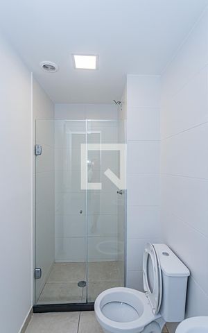 Apartamento para alugar com 36m², 2 quartos e sem vaga Apartamento para alugar com 36m², 2 quartos e sem vagaBanheiro