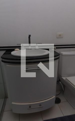 Apartamento à venda com 260m², 4 quartos e 3 vagasBanheiro da Suíte