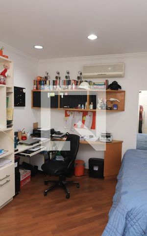 Apartamento à venda com 260m², 4 quartos e 3 vagasQuarto 3 - Suíte