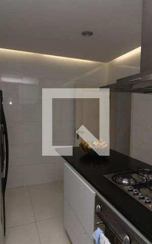 Apartamento à venda com 260m², 4 quartos e 3 vagasCozinha