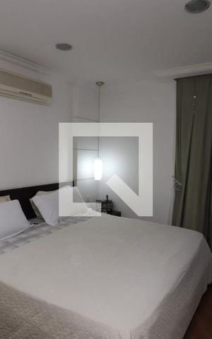 Apartamento à venda com 260m², 4 quartos e 3 vagasQuarto 2 - Suíte