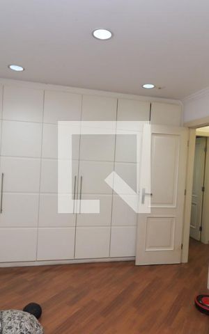 Apartamento à venda com 260m², 4 quartos e 3 vagasQuarto 3 - Suíte