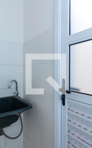 Apartamento para alugar com 49m², 2 quartos e 1 vaga Apartamento para alugar com 49m², 2 quartos e 1 vagaÁrea de Serviço