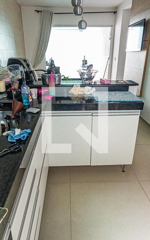 Casa para alugar com 100m², 2 quartos e 2 vagasCozinha
