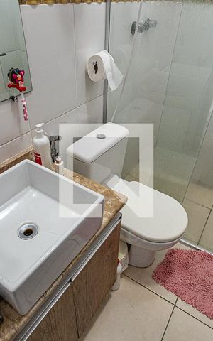 Casa para alugar com 100m², 2 quartos e 2 vagasBanheiro