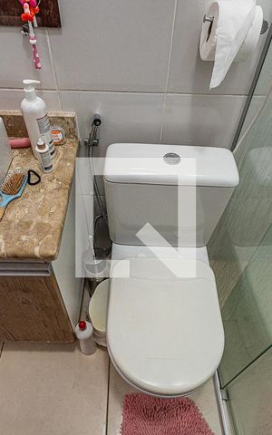 Casa para alugar com 100m², 2 quartos e 2 vagasBanheiro