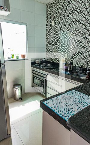 Casa para alugar com 100m², 2 quartos e 2 vagasCozinha