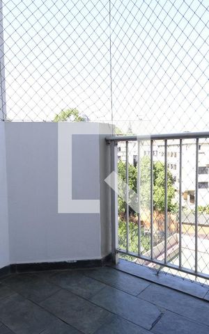 Apartamento à venda com 72m², 2 quartos e 2 vagasVaranda