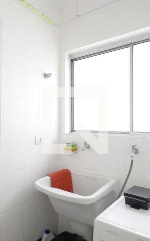 Apartamento à venda com 72m², 2 quartos e 2 vagasÁrea de Serviço