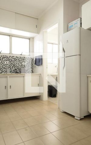 Apartamento à venda com 72m², 2 quartos e 2 vagasCozinha