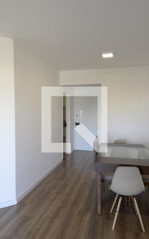 Apartamento à venda com 72m², 2 quartos e 2 vagasSala