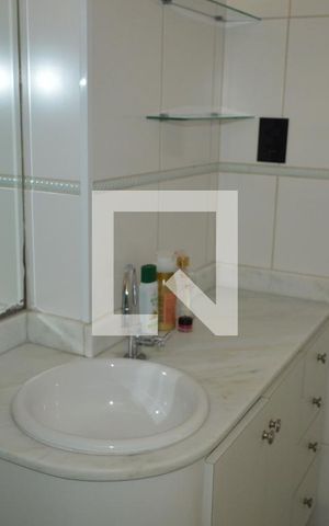 Apartamento para alugar com 55m², 2 quartos e 1 vagaBanheiro