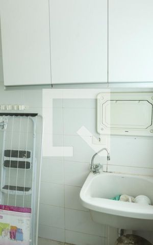 Apartamento à venda com 82m², 3 quartos e 1 vagaÁrea de Serviço