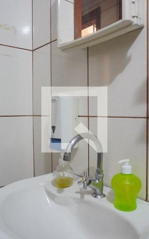 Casa para alugar com 600m², 1 quarto e 6 vagasBanheiro 2